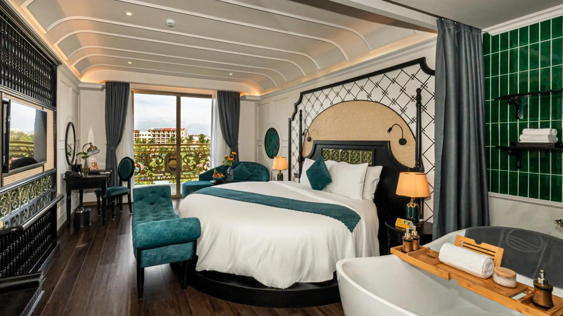 Grand Sunrise Palace Hoi An- A Luxury Indochine Hotel & Spa