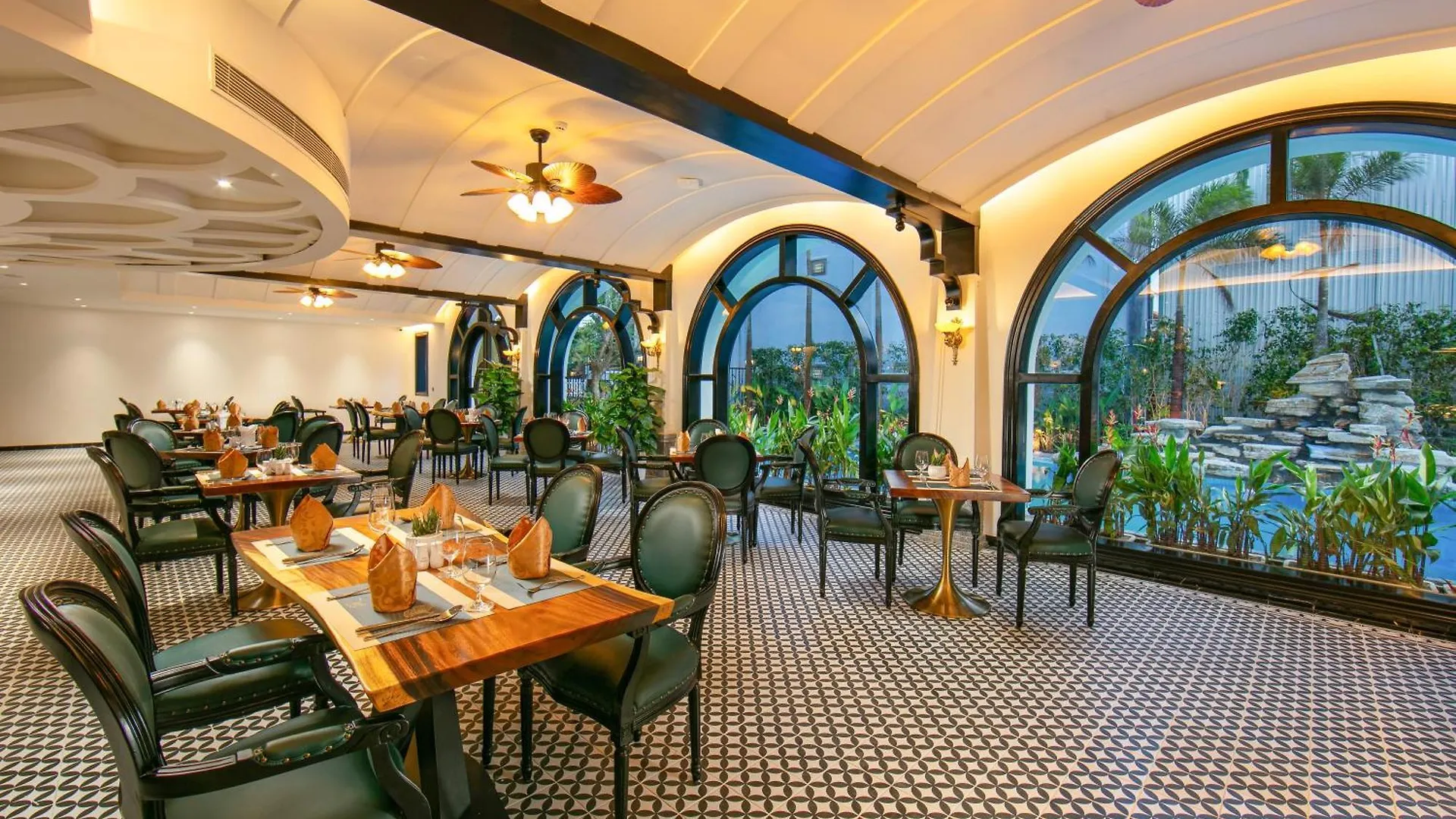 Grand Sunrise Palace Hoi An- A Luxury Indochine Hotel & Spa 5*,